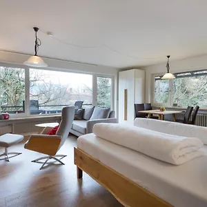 Bakker Apartment